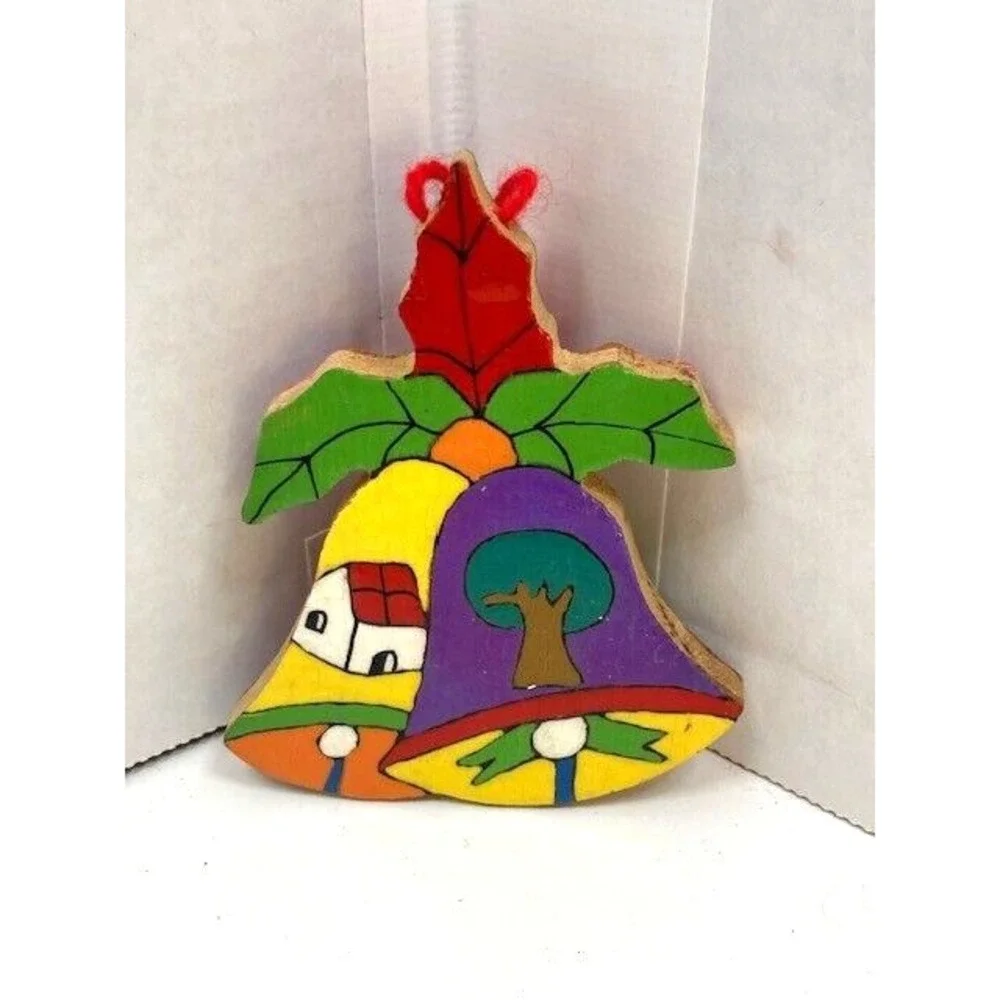 VTG Lot of 4 Handmade‎ Hand Painted Wooden Christmas Ornaments from San Salvador